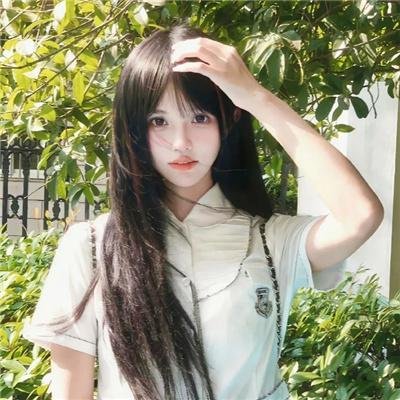 女人在家